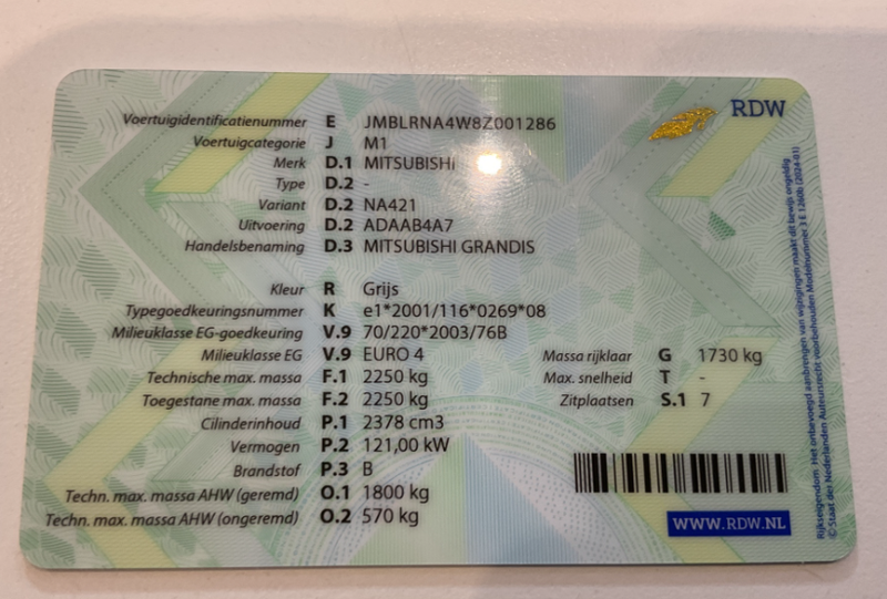Mitsubishi Grandis 2.4 Intense — zdjęcie 5