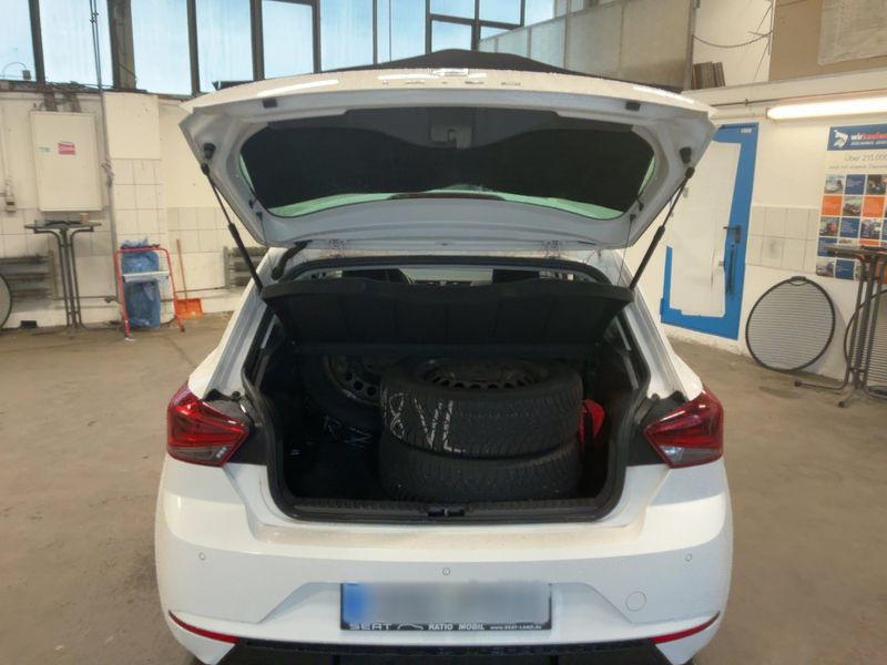 Seat Ibiza 1.0 TSI Style 2018 – снимка 16