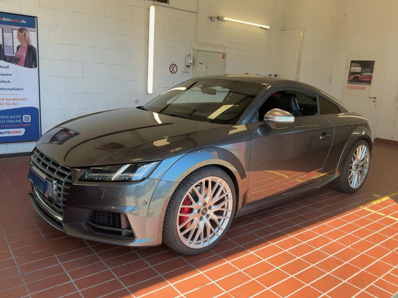 Audi TTS