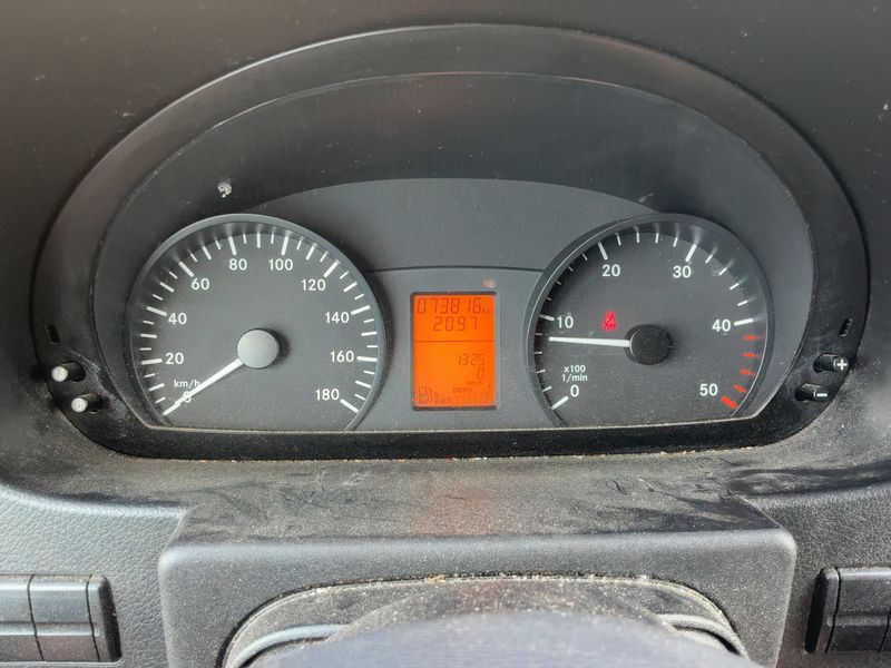 Mercedes-Benz Sprinter 313 CDI — zdjęcie 13
