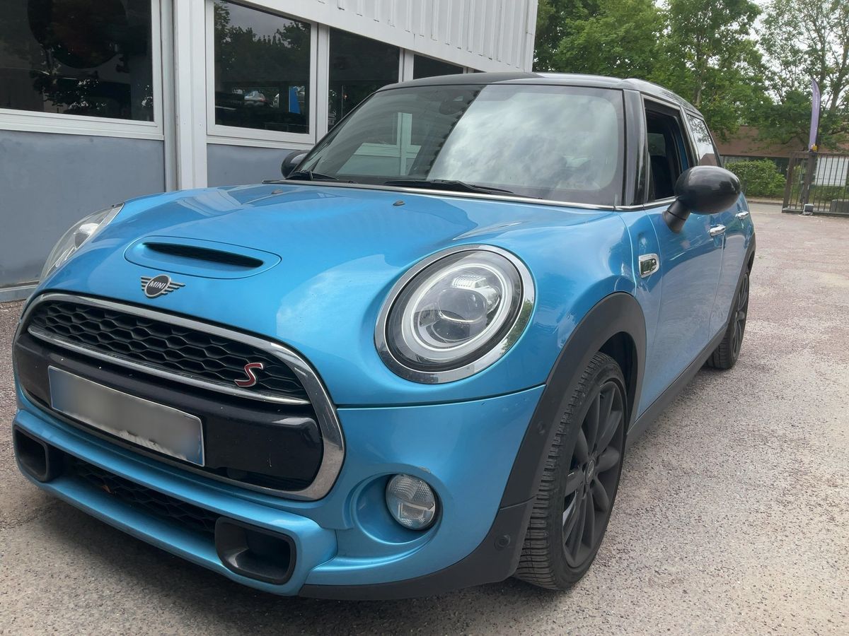MINI Cooper 2018 — photo 1