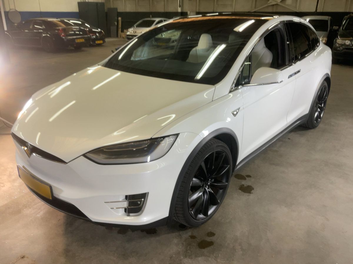 Tesla Model 2018