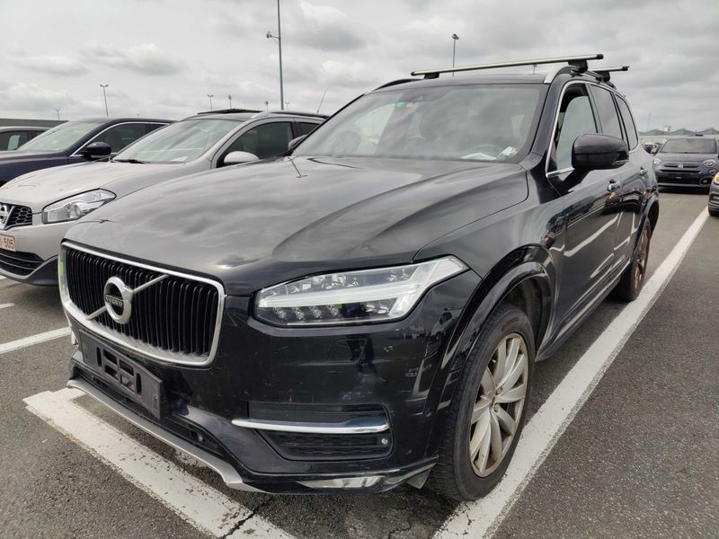 Volvo XC90 2.0 D5 Momentum AWD — zdjęcie 1