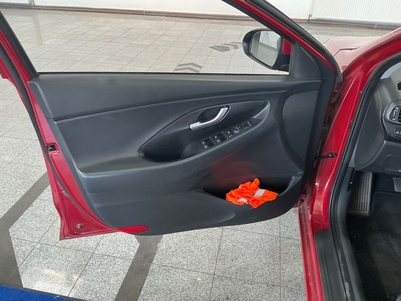 Hyundai i30 1.0 TGDI Edition 25 2017 – снимка 26