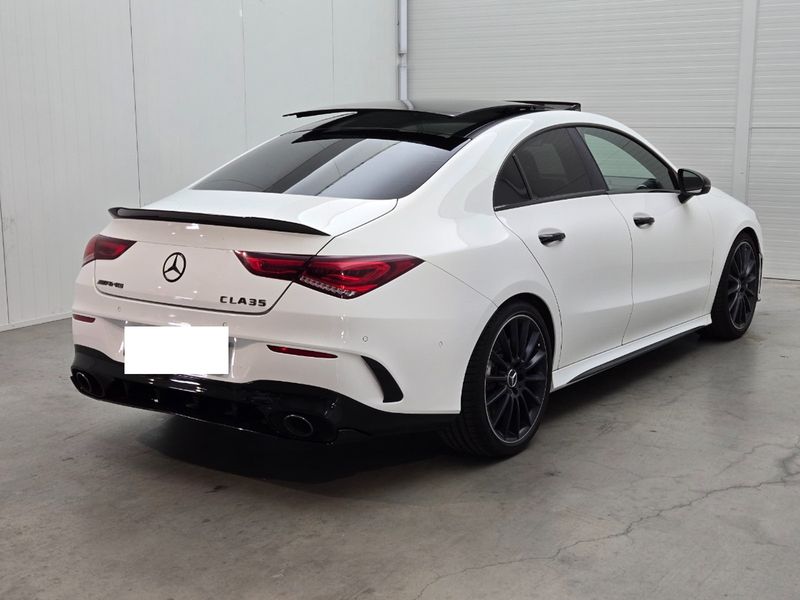 Mercedes-Benz CLA-Klasse CLA 35 AMG 4Matic — zdjęcie 3