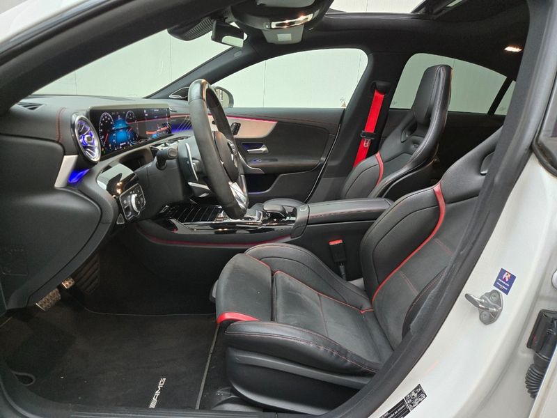 Mercedes-Benz CLA-Klasse CLA 35 AMG 4Matic — zdjęcie 6