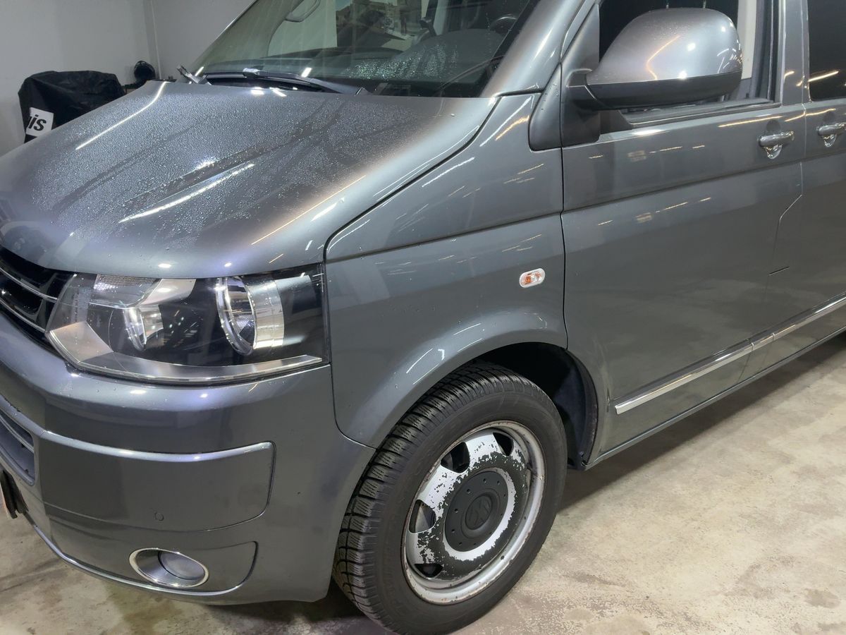 Volkswagen T5 Multivan 2.0 TDI Highline