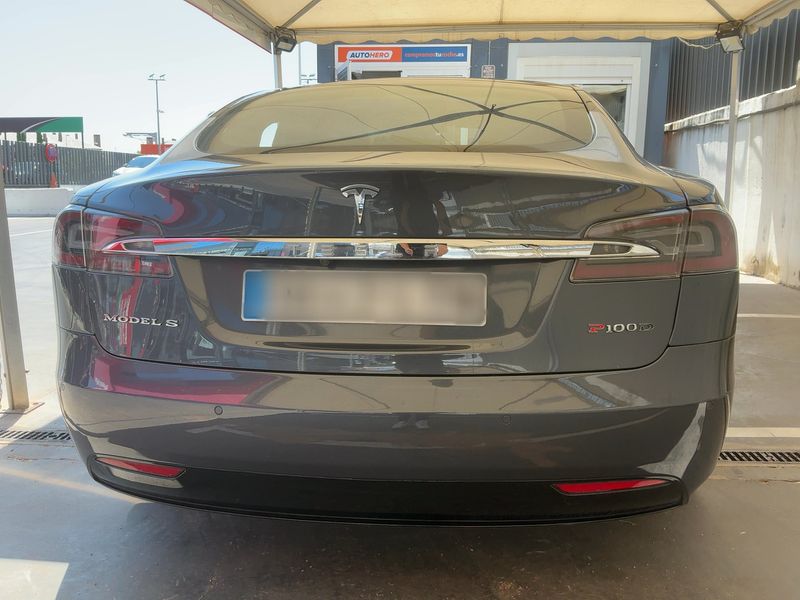 Tesla Model S P85D Performance — zdjęcie 5