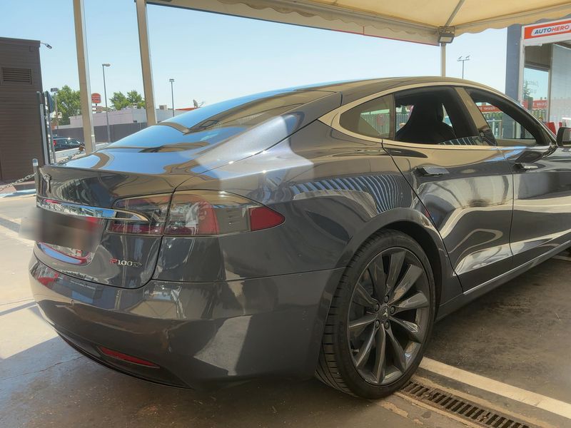 Tesla Model S P85D Performance — zdjęcie 6