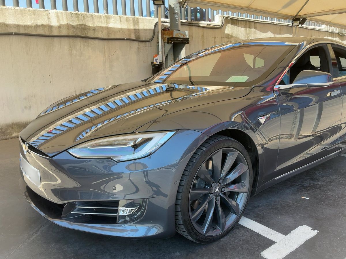 Tesla Model d'occasion