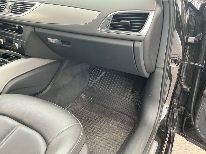 Audi A6 2.0 TDI 2012 – снимка 21