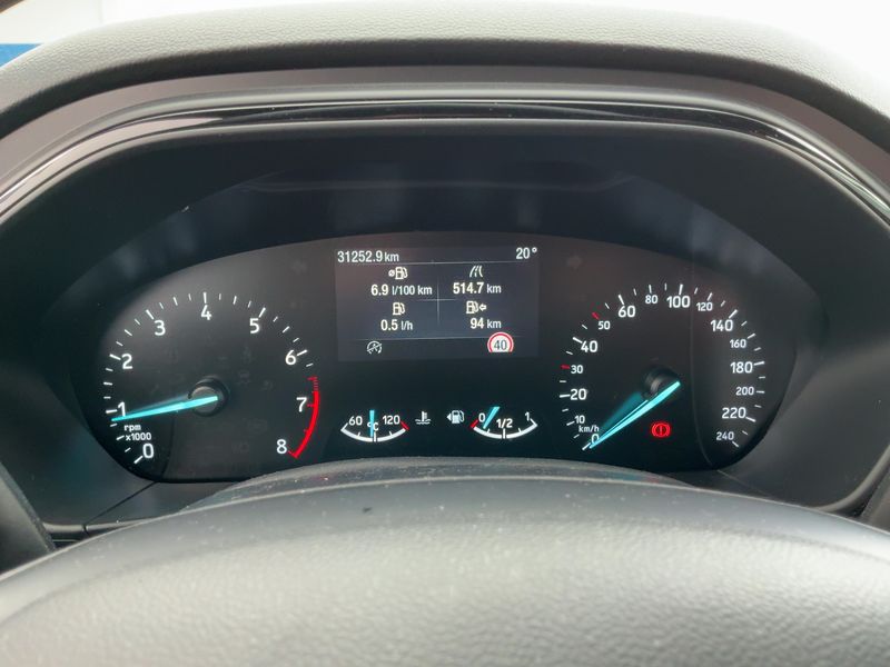 Ford Focus 1.0 EcoBoost ST-Line — zdjęcie 13