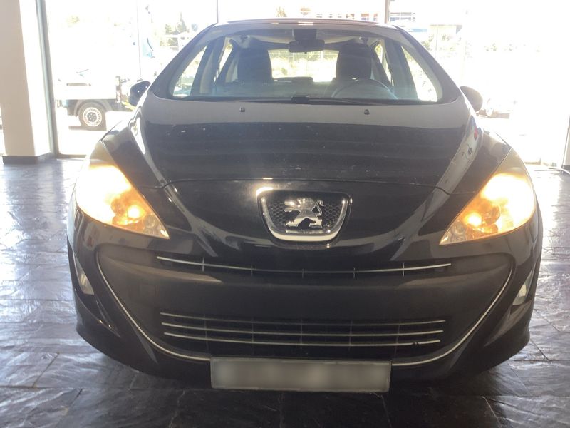 Peugeot 308 1.6 HDi Sportium 2010 – снимка 14