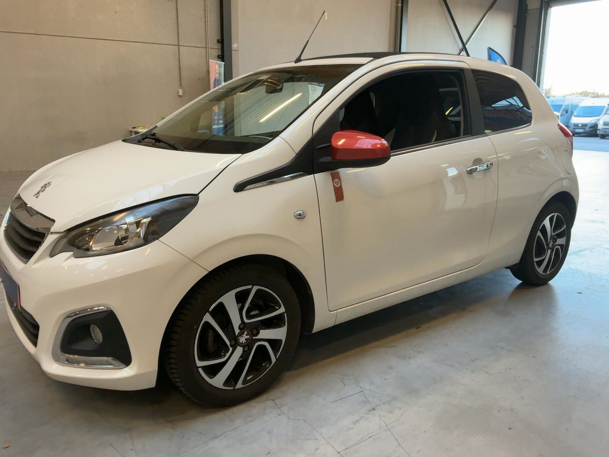 Peugeot 108 1.2 VTi Roland Garros