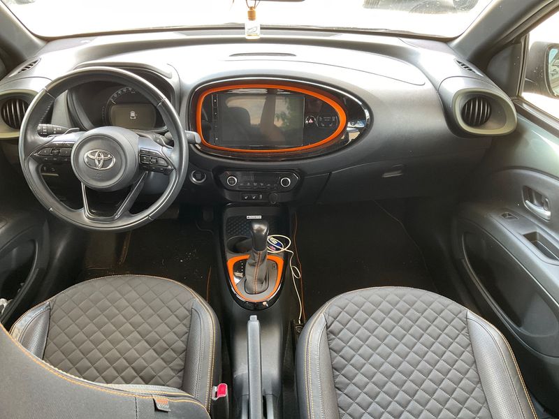 Toyota Aygo X 1.0 Limited — zdjęcie 12