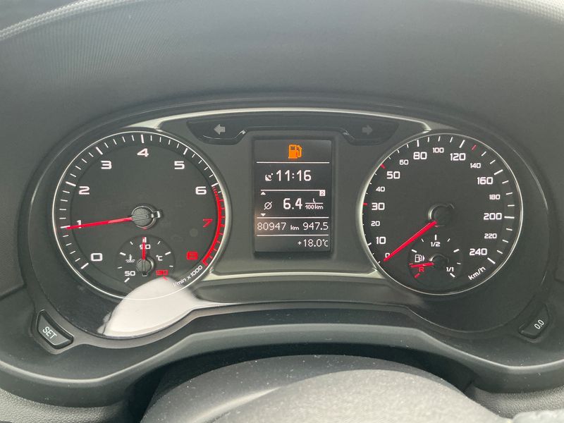 Audi A1 Sportback 1.0 TFSI — zdjęcie 13