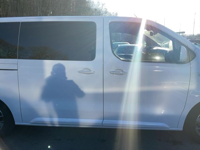 Toyota ProAce 2023 — photo 11