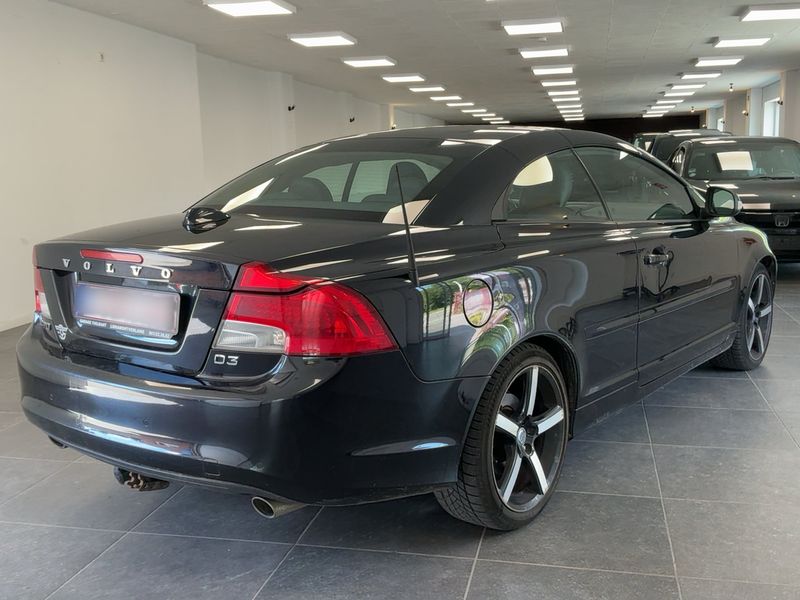 Volvo C70 2.0 D3 Inscription — zdjęcie 6