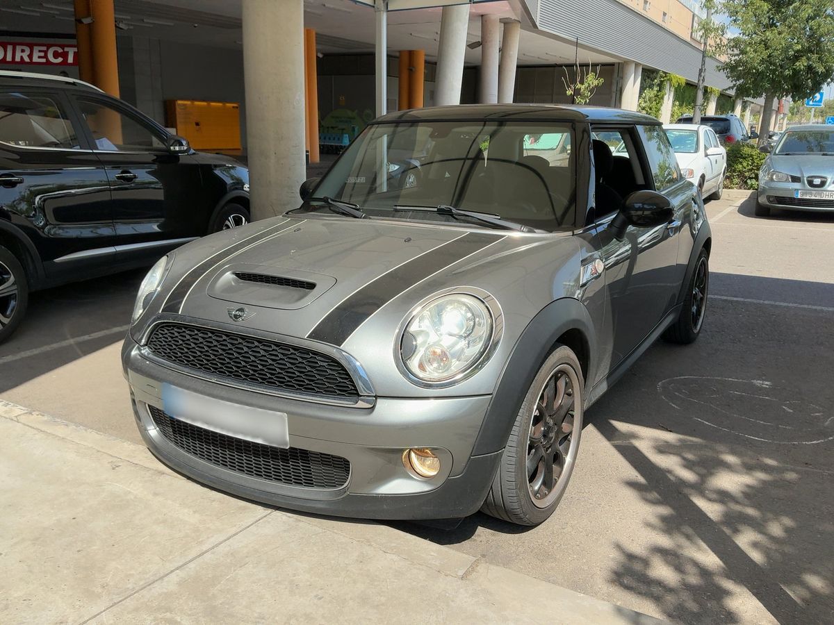 MINI Cooper 2010