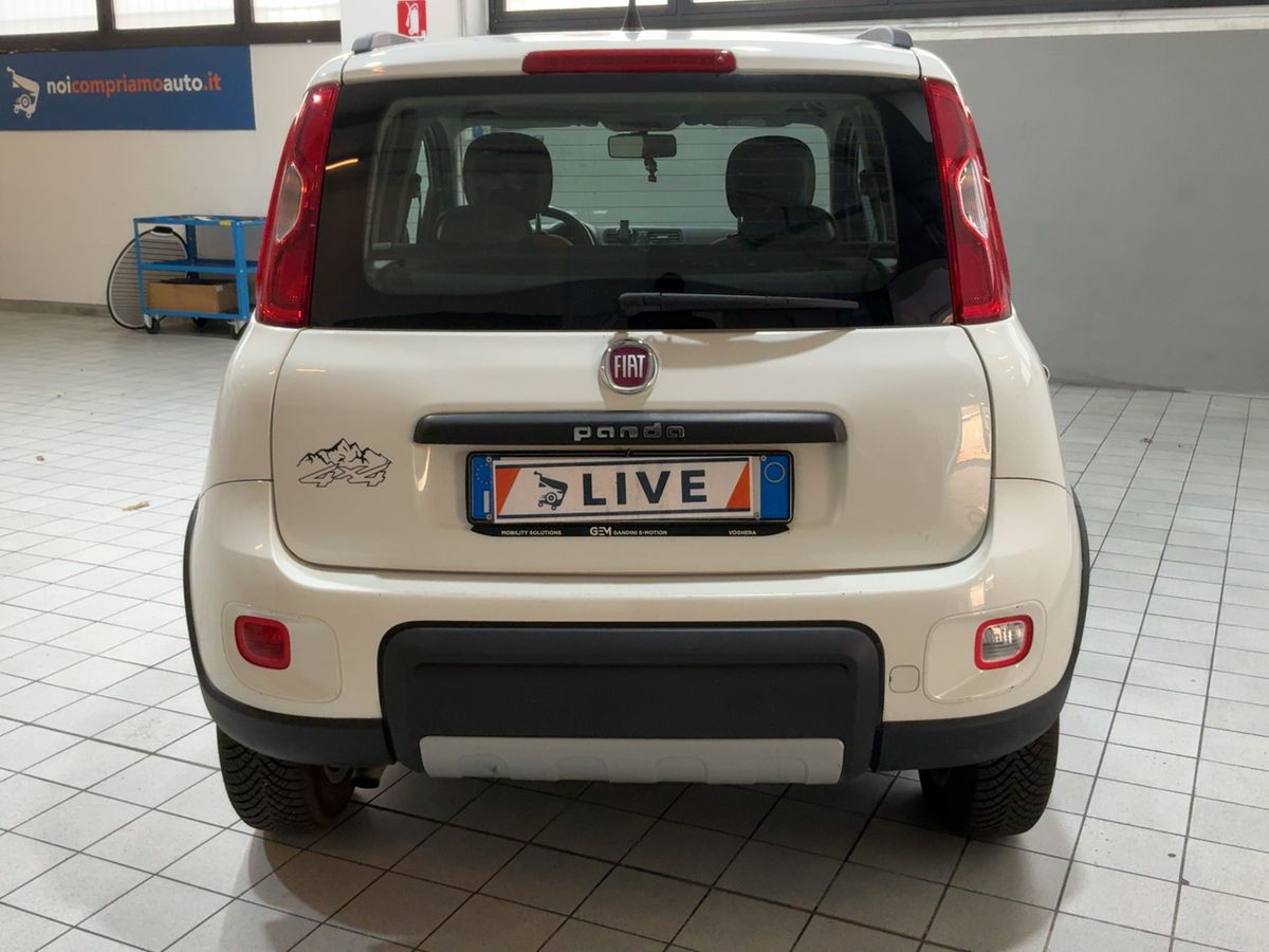 Fiat Panda 0.9 4x4 - Immagine 3