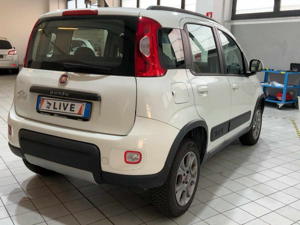 Fiat Panda 0.9 4x4 - Immagine 4