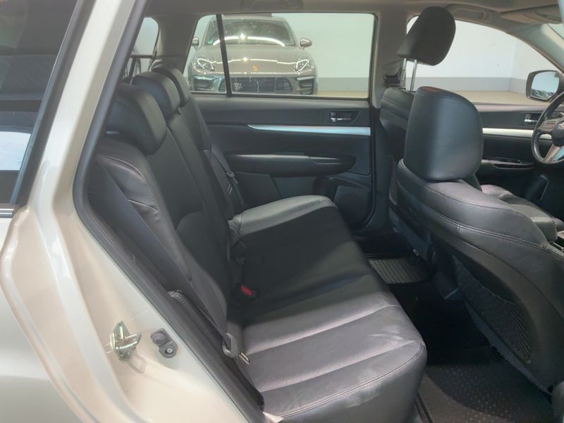 Subaru Legacy 2.5 Comfort — zdjęcie 14