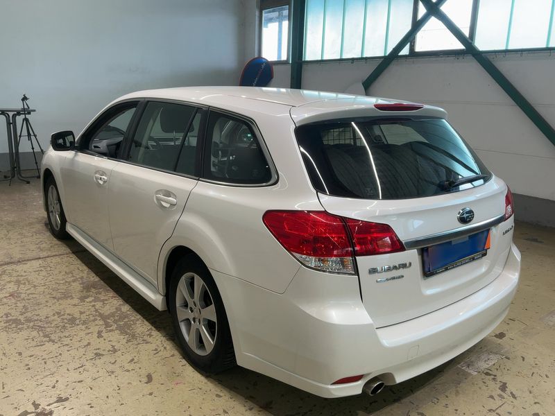 Subaru Legacy 2.5 Comfort — zdjęcie 3