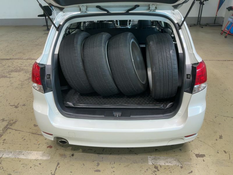 Subaru Legacy 2.5 Comfort — zdjęcie 10