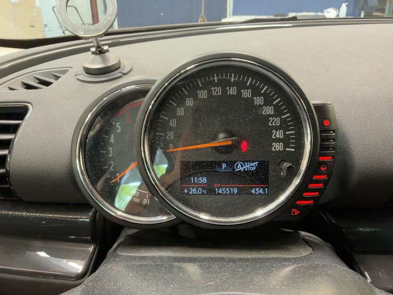 MINI Clubman One D — zdjęcie 13