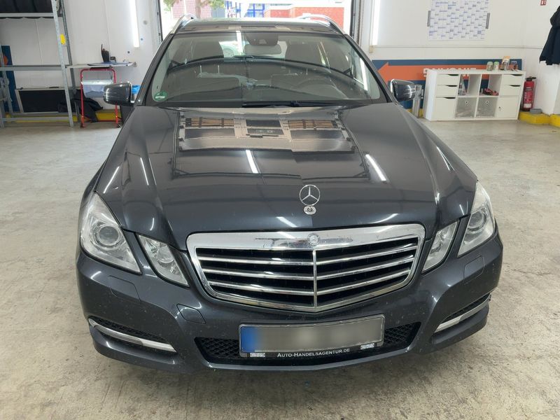 Mercedes-Benz E-Klasse E 220 CDI T BlueEfficiency Avantgarde 2011 – снимка 14