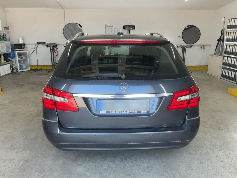 Mercedes-Benz E-Klasse E 220 CDI T BlueEfficiency Avantgarde 2011 – снимка 7