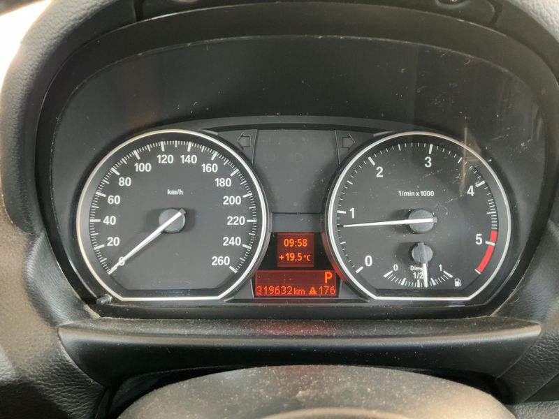 BMW 1er 120d — zdjęcie 13