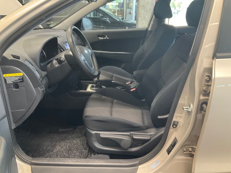 Hyundai i30 1.4 Comfort — zdjęcie 3