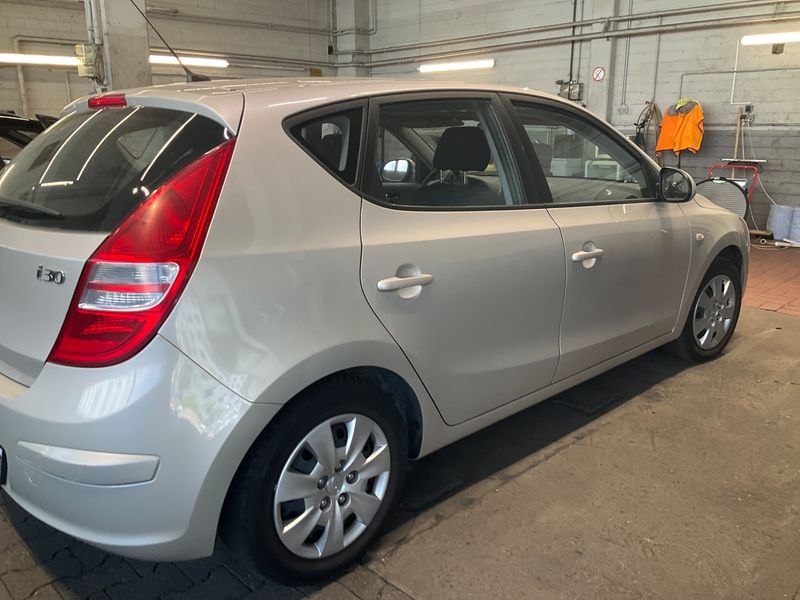 Hyundai i30 1.4 Comfort — zdjęcie 2