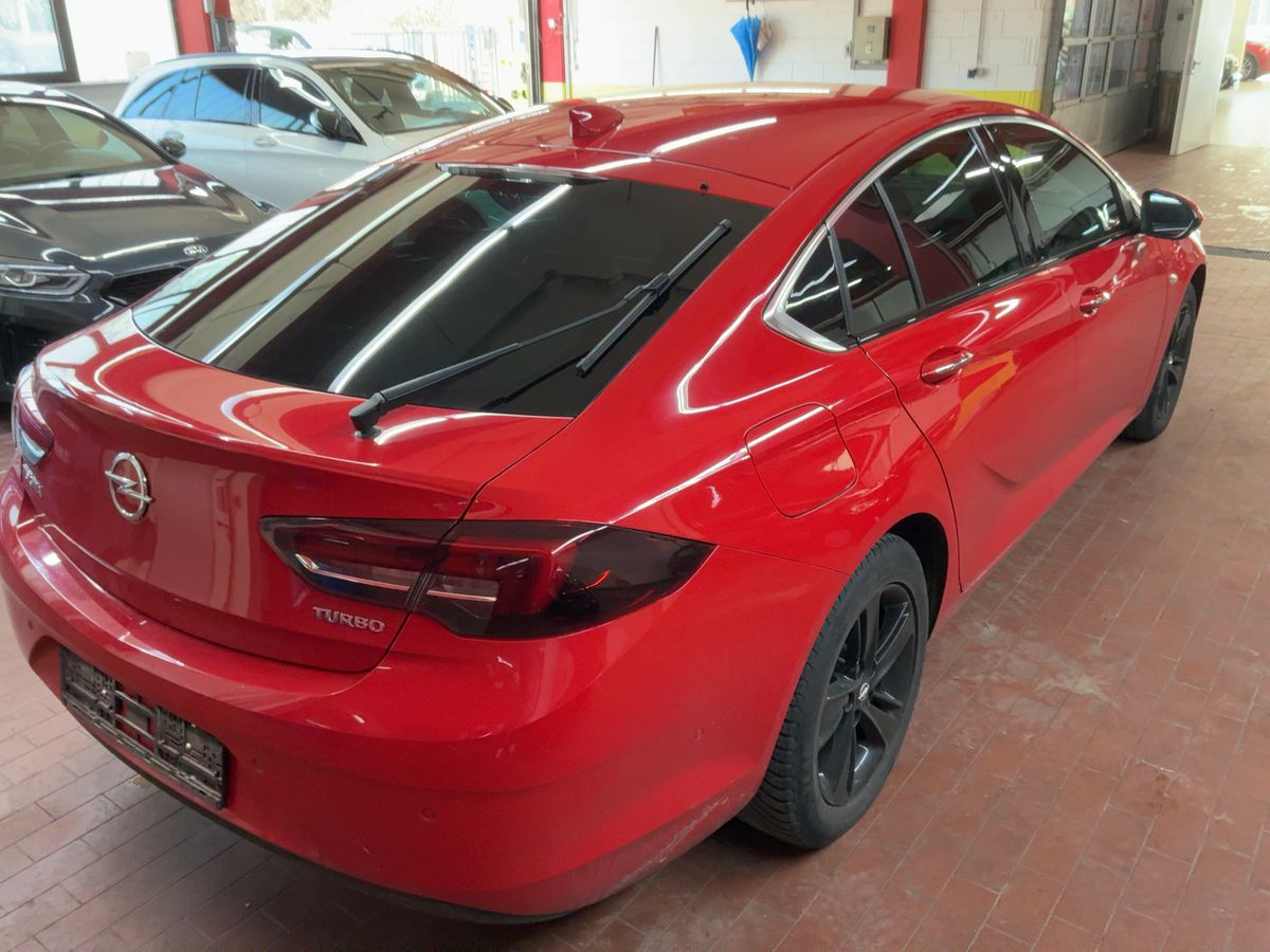 Opel Insignia 2017 — photo 9