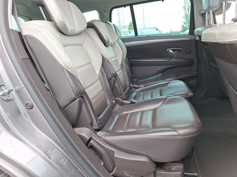 Renault Espace 1.6 dCi Energy Initiale Paris — zdjęcie 14