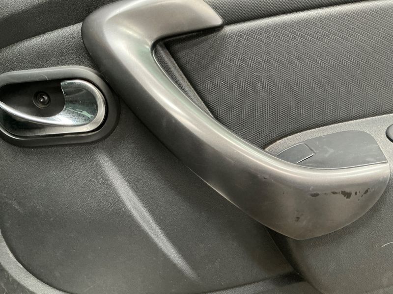 Dacia Duster 1.5 dCi Prestige 4x2 2015 – снимка 33