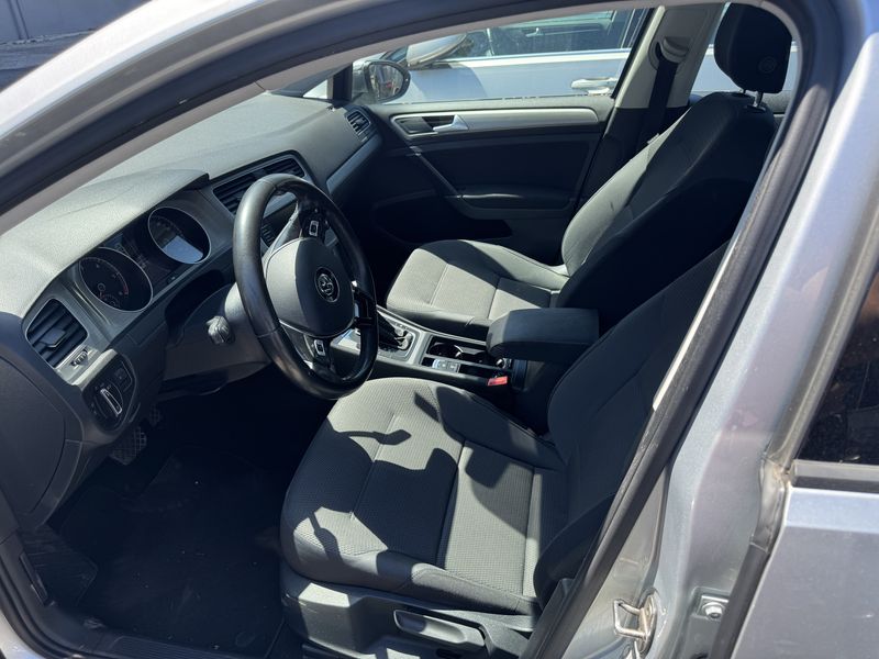 Volkswagen Golf VII 1.6 TDI Business BlueMotion Tech — zdjęcie 10