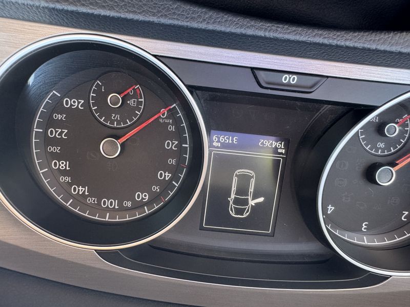 Volkswagen Golf VII 1.6 TDI Business BlueMotion Tech — zdjęcie 12