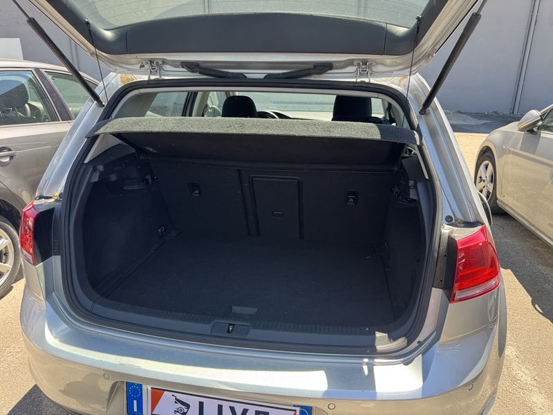 Volkswagen Golf VII 1.6 TDI Business BlueMotion Tech — zdjęcie 9
