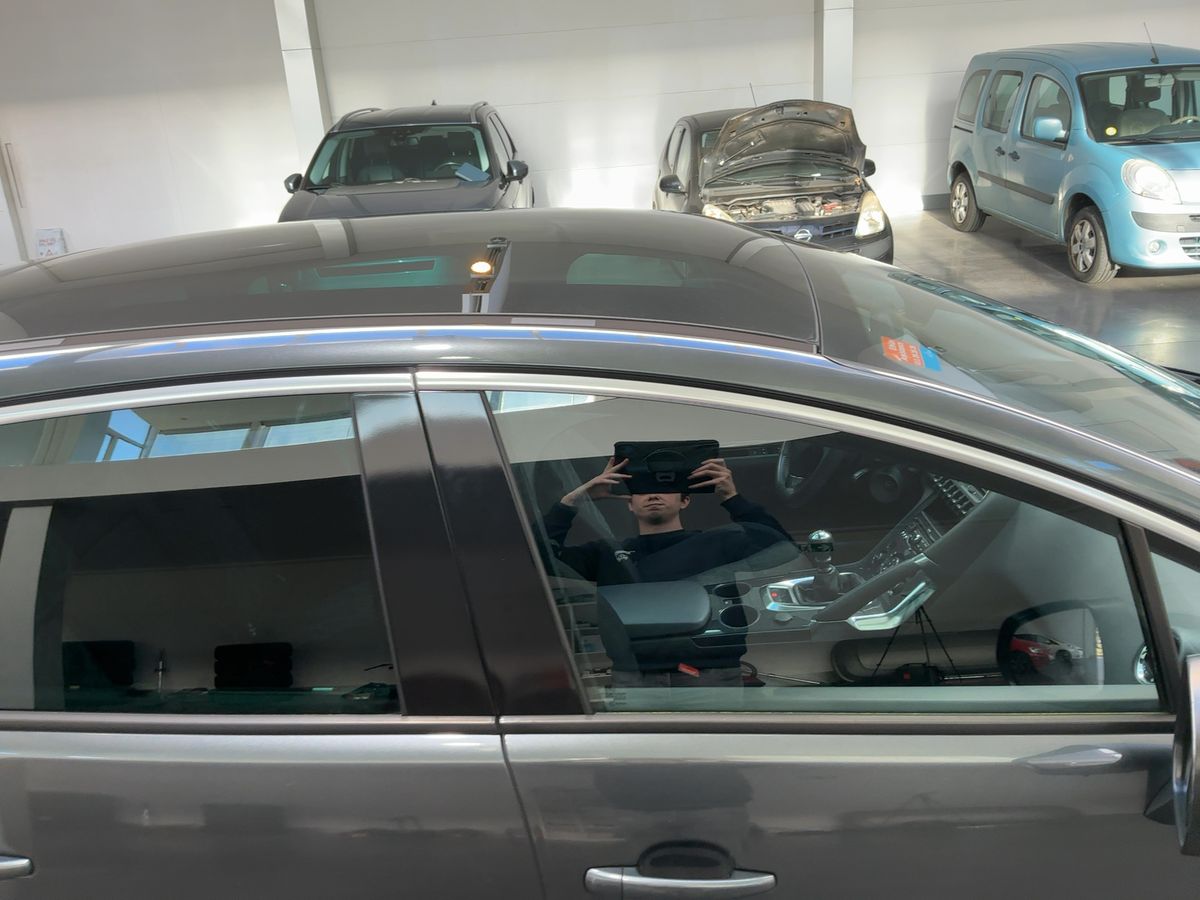 Peugeot 3008 2011 — photo 14
