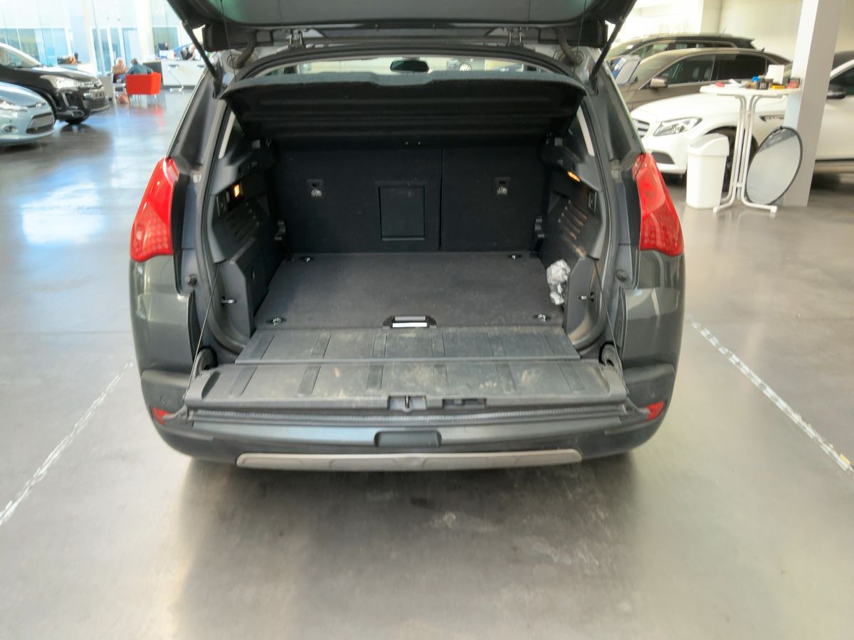 Peugeot 3008 2011 — photo 16