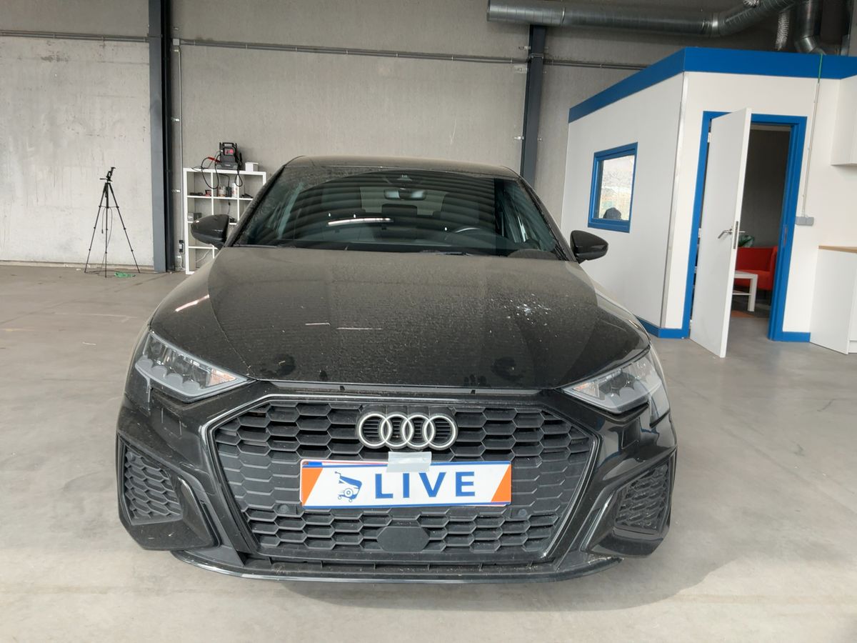 Audi A3 2021 — photo 15