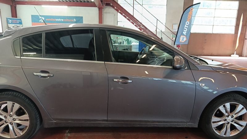 Chevrolet Cruze 1.4 TURBO LTZ — zdjęcie 7
