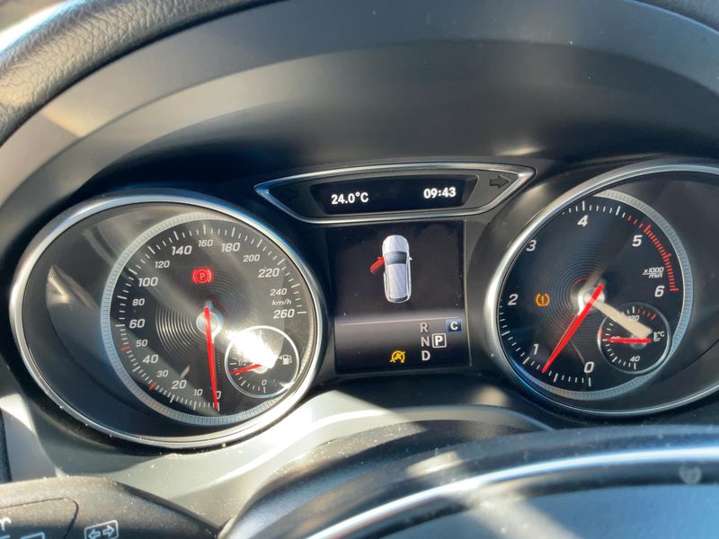 Mercedes-Benz CLA-Klasse CLA 200 Shooting Brake AMG Line 2019 – снимка 19