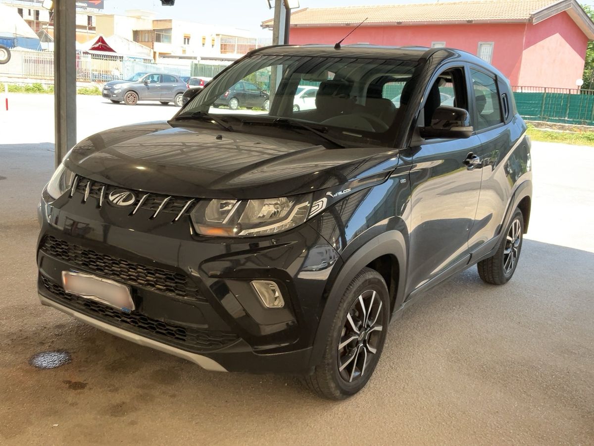 Mahindra KUV 2021