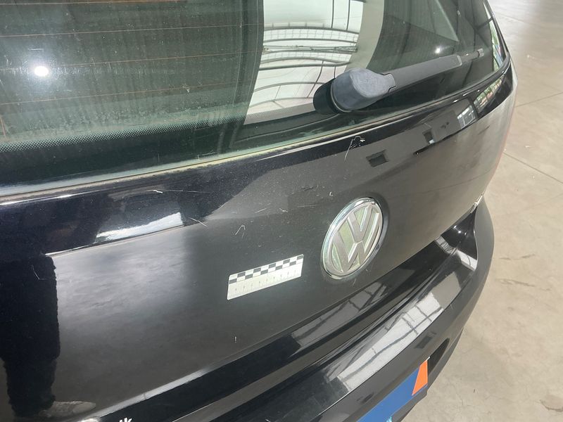 Volkswagen Polo 1.4 FSI Comfortline 2011 – снимка 36