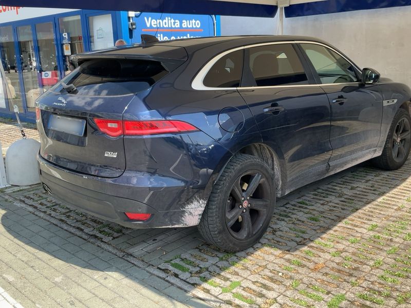 Jaguar F-Pace 20d R-Sport AWD — zdjęcie 6