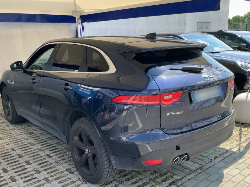 Jaguar F-Pace 20d R-Sport AWD — zdjęcie 3