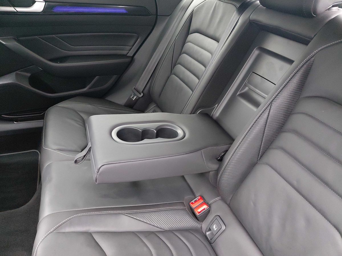 Volkswagen Arteon 2021 — photo 32